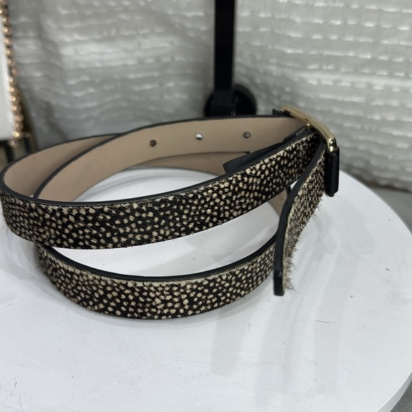 (H) Cole Haan Women's Dyed Brazilian Cowhide Belt
Size XS, Slim, Brown and White - Picture 4 of 13